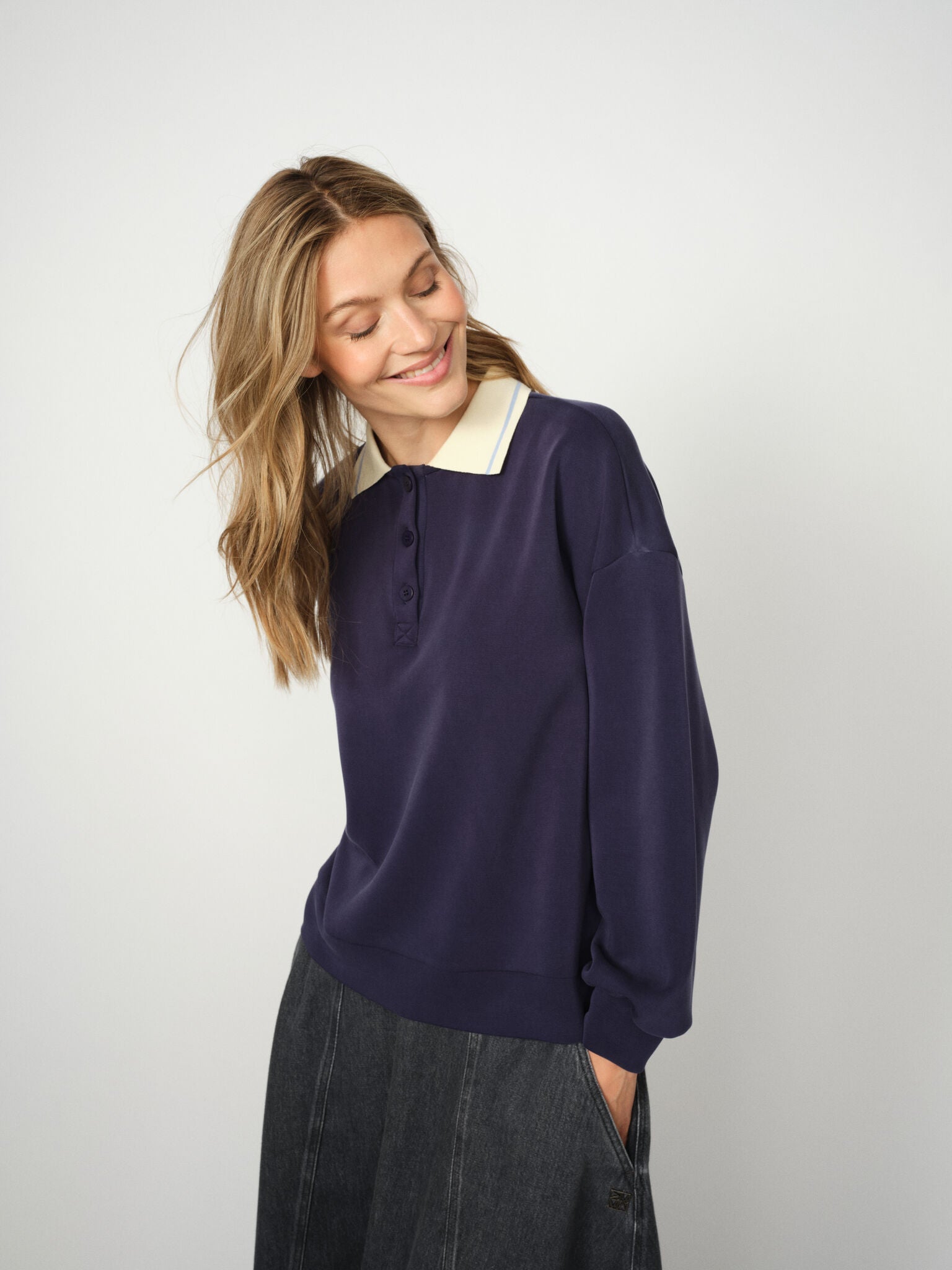 Modelshot / Maritime Blue / Detail